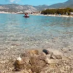 Valentina *